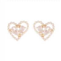 Cubic Zirconia Micro Pave Brass Earring, Copper Alloy, with Plastic Pearl, Heart, real gold plated, fashion jewelry & micro pave cubic zirconia & for woman [