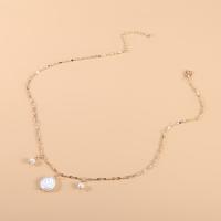 collier de Stras en alliage Zinc, alliage de zinc, avec perle de plastique, Placage de couleur d'or, bijoux de mode & pour femme & avec strass Environ 40-45 cm, Vendu par PC[