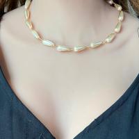 Collar de perlas de plástico, fundición, con Perlas plásticas, con 7cm extender cadena, Joyería, Blanco, longitud:38 cm, Vendido por UD[