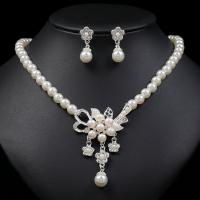 Conjunto de joyería de diamantes de imitación de la aleación de Zinc, pendiente & collar, con Perlas plásticas, con 5CM extender cadena, chapado, 2 piezas & para mujer & con diamantes de imitación, longitud:aproximado 40 cm, Vendido por Set[
