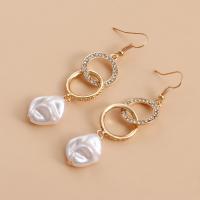 Plastic Pearl Zinc Alloy Earring, with Plastic Pearl, plated, fashion jewelry & for woman, golden [