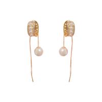 Boucles d'oreilles en laiton zircon cubique pavent, avec perle de plastique, Placage de couleur d'or, bijoux de mode & pavé de micro zircon & pour femme, blanc Vendu par paire[