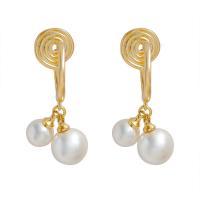 laiton Clip boucle d’oreille, avec perle de plastique, Placage de couleur d'or, bijoux de mode & pour femme Vendu par paire