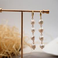 Süßwasser Perle Messing Ohrring, mit Natürliche kultivierte Süßwasserperlen, goldfarben plattiert, Modeschmuck & verschiedene Stile für Wahl & für Frau, zwei verschiedenfarbige, Two pearls:40mm,Three pearls:60mm,Four pearls:70mm, verkauft von Paar[