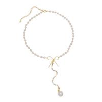 Collier en alliage de zinc, avec perle de plastique, Placage de couleur d'or, bijoux de mode & pour femme & avec strass Environ 40 cm, Vendu par PC[
