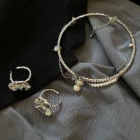 Conjunto de joyería de diamantes de imitación de la aleación de Zinc, con Perlas plásticas, chapado, diferentes estilos para la opción & micro arcilla de diamantes de imitación & para mujer, plateado, Vendido por UD[