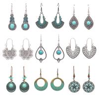 Boucle d'oreille en alliage Zinc turquoise, alliage de zinc, avec turquoise, Placage, bijoux de mode & styles différents pour le choix & pour femme, plus de couleurs à choisir, Vendu par paire