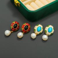 Boucles d'oreilles d'eau douce de Perle , laiton, avec perle & résine, Placage de couleur d'or, Vintage & bijoux de mode & pour femme & émail, plus de couleurs à choisir Vendu par paire