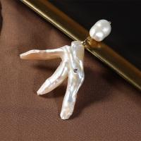 Freshwater Pearl Brooch, with Brass, gold color plated, fashion jewelry & for woman, white, 30- 
