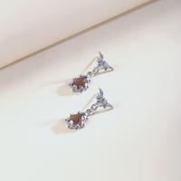 Zinc Alloy Drop Earring, fashion jewelry & Unisex & micro pave cubic zirconia, silver color 