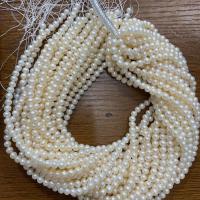 Naturel d'eau douce perles, perle d'eau douce cultivée, Légèrement rond, DIY, blanc, 5-6mm Environ 37 cm, Vendu par brin