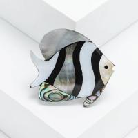 Shell Brooch, with Zinc Alloy, Fish, silver color plated, fashion jewelry & Unisex, mixed colors 