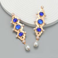 Resin Zinc Alloy Earring, with Resin & Plastic Pearl, fashion jewelry & for woman [