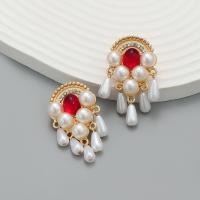 Plastic Pearl Zinc Alloy Earring, with acrylic rhinestone & Resin & Plastic Pearl, fashion jewelry & for woman [