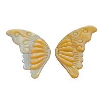Желтый оболочки подвески, Желтая ракушка, бабочка, ювелирные изделия моды отверстие:Приблизительно 0.5mm, продается Пара