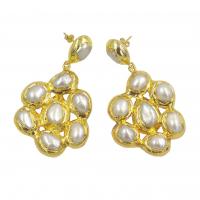 Brass Drop Earring, with Freshwater Pearl, Flower, gold color plated, fashion jewelry & for woman 