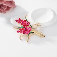 Rhinestone Zinc Alloy Brooch, with Plastic Pearl, Wheat, plated, for woman & with rhinestone 
