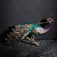 Rhinestone Zinc Alloy Brooch, Peacock, gold color plated, fashion jewelry & Unisex & enamel & with rhinestone, mixed colors, 35-58mm 