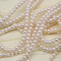 Perlas cultivadas de agua dulce Abalorio, Redondo aplanado, Bricolaje, Blanco, 6-7mm, longitud:aproximado 37 cm, Vendido por Sarta