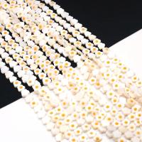 perle de coquillage teint, coquille, fleur, DIY & normes différentes pour le choix & émail, blanc, Vendu par brin[