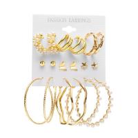 Pendiente de aleación de cinc con perlas plásticas, aleación de zinc, con Perlas plásticas, chapado en color dorado, Joyería & para mujer, 6-55mm, Vendido por Set