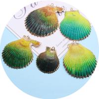 Brass Shell Pendants, with Brass, gold color plated, dyed & DIY, gradient color, Length about 30-47mm,Hight about 33-55mm 