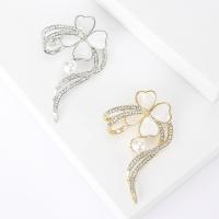 Zinc Alloy Jewelry Brooch, with Shell & Plastic Pearl, Four Leaf Clover, plated, fashion jewelry & for woman & with rhinestone 