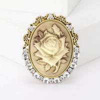 Zinc Alloy Jewelry Brooch, with Resin, antique gold color plated, vintage & fashion jewelry & embossed & for woman & with rhinestone, mixed colors 