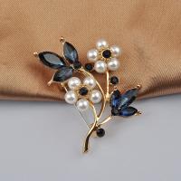 Kunststoff-Perlen-Brosche, Zinklegierung, mit Kunststoff Perlen, Blume, für Frau & mit Strass, keine, 45x30mm, verkauft von PC