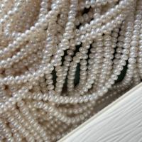 Naturales agua dulce perlas sueltas, Perlas cultivadas de agua dulce, Redondo aplanado, Bricolaje, Blanco, 4-5mm, longitud:aproximado 38 cm, Vendido por Sarta[