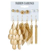 Gota pendiente de hierro, fundición, con Perlas plásticas, chapado en color dorado, 6 piezas & para mujer & hueco, earring length 5-97mm, Vendido por Set