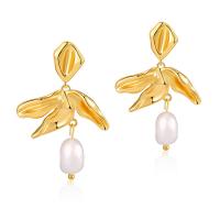 Freshwater Pearl Brass Earring, with Freshwater Pearl, 18K gold plated, fashion jewelry & for woman, golden, 36mm 