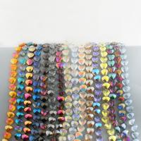 Dreieckiger Kristall Perlen, DIY, mehrere Farben vorhanden, 660x13x7mm, Länge:660 cm, verkauft von Strang