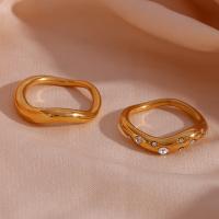 Cubic Zirconia anillo de dedo de acero inoxidable, acero inoxidable 316L, 18K chapado en oro, Joyería & diverso tamaño para la opción & diferentes estilos para la opción & micro arcilla de zirconia cúbica & para mujer, dorado, Vendido por UD[