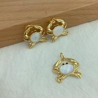 Brass Shell Pendants, with White Shell, Crab, gold color plated, DIY, white 