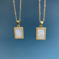 Ожерелье ручной латунные, Латунь, с Ракушка, Квадратная форма, плакирован золотом, инкрустированное микро кубического циркония & Женский, белый длина:Приблизительно 45 см, продается PC
