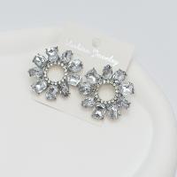 Zinc Alloy Rhinestone Stud Earring, Flower, fashion jewelry & with rhinestone 