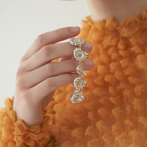 Brass Bracelets, Flower, plated, fashion jewelry .5 cm 