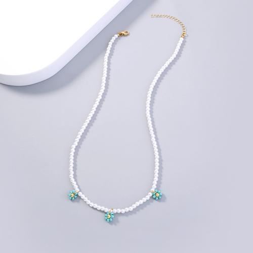 Plastik-Perlenkette, Messing, mit Kunststoff Perlen, plattiert, Modeschmuck & für Frau, weiß, Länge:ca. 43 cm, verkauft von PC