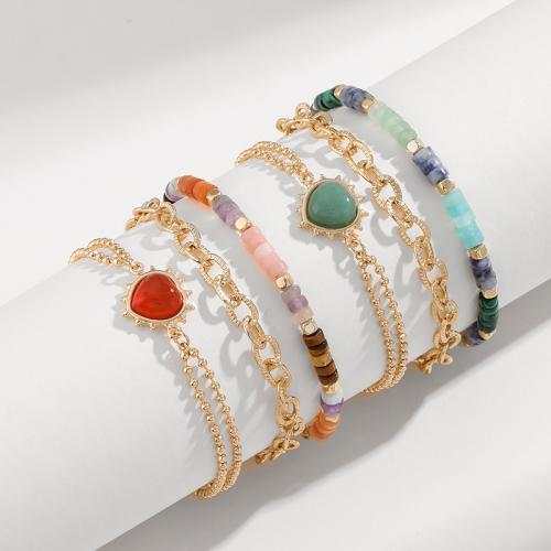 Gemstone Chip Bracelets, Brass, with Gemstone Chips & Iron & Zinc Alloy, Heart, gold color plated, for woman 