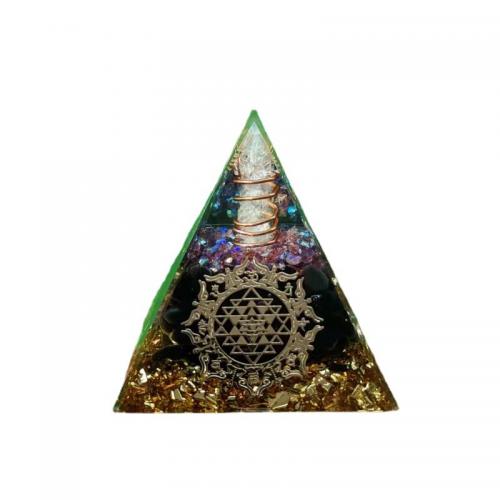 Resina sintética Decoración Pirámide, con Piedras preciosas, engomada de gota, diverso tamaño para la opción, Vendido por UD