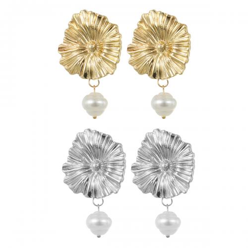 Plastic Pearl Zinc Alloy Earring, with Plastic Pearl, Flower, plated, fashion jewelry & for woman, gold 