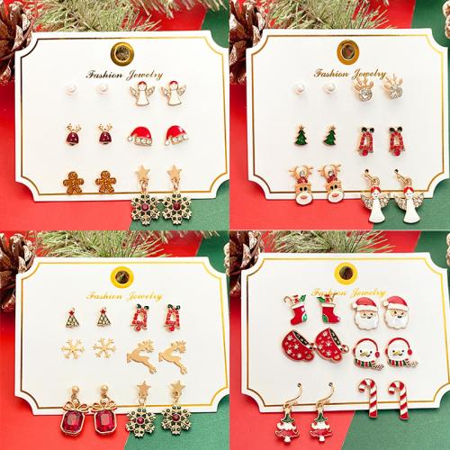 Boucles d'oreilles de Noël, alliage de zinc, avec émail, plaqué de couleur d'or KC, 6 pièces & Conception de Noël & bijoux de mode & styles différents pour le choix, Vendu par fixé