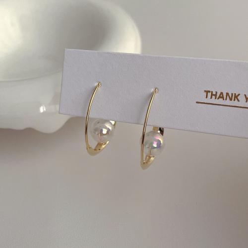 Messing Tropfen Ohrring, mit ABS-Kunststoff-Perlen, plattiert, Modeschmuck, goldfarben, 25x26mm, verkauft von Paar