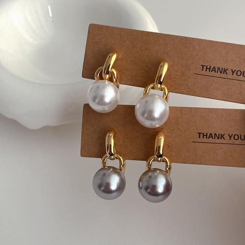 Messing Tropfen Ohrring, mit ABS-Kunststoff-Perlen, plattiert, Modeschmuck, keine, 8x25mm, verkauft von Paar
