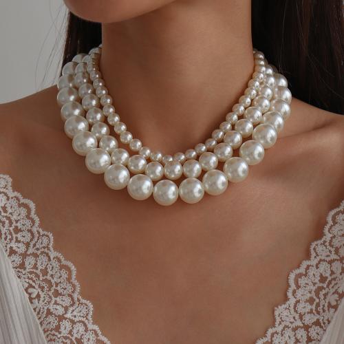 Collier de perles en plastique, alliage de zinc, avec perle de plastique, Placage, bijoux de mode & styles différents pour le choix & pour femme, plus de couleurs à choisir, Vendu par PC