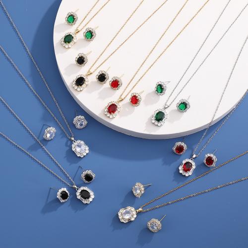 Zircon cubique Micro Pave parures de bijoux en laiton, Boucle d’oreille stud & collier, Plaqué d'or, pavé de micro zircon & pour femme, plus de couleurs à choisir, Vendu par PC