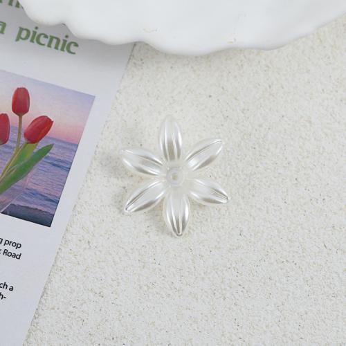 Kunststoff Perlenkappen, Blume, Spritzlackierung, DIY, weiß, 35x30mm, ca. 200PCs/Tasche, verkauft von Tasche