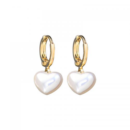 Brass Drop Earring, with Plastic Pearl, Heart, gold color plated, fashion jewelry & for woman, golden 