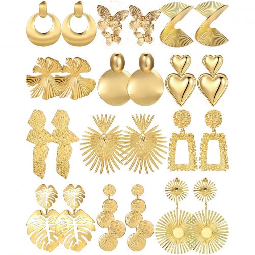 clou d'oreille en alliage zinc, alliage de zinc, Placage, bijoux de mode & styles différents pour le choix & pour femme, doré, Vendu par paire